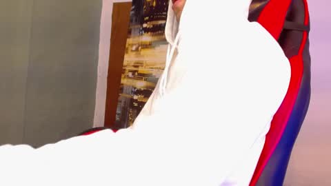 alexgiraldo__ online show from May 1, 12:08 pm