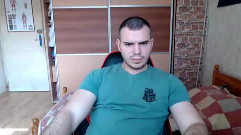 alexxgorilla online show from March 2, 11:50 am