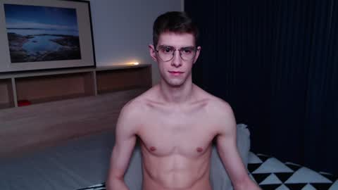 Snapshot of alfie_evanss chatting on January 11, 12:01 am Alfie online show from January 11, 12:01 am