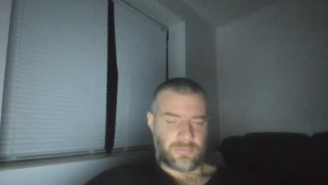 alfiesolomons87 online show from February 12, 9:21 pm