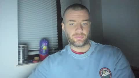 Snapshot of alfiesolomons87 chatting on January 25, 8:31 pm alfiesolomons87 online show from January 25, 8:31 pm