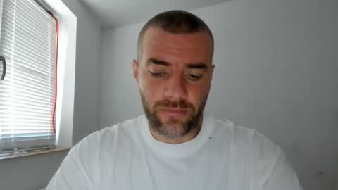 alfiesolomons87 online show from November 7, 8:17 am