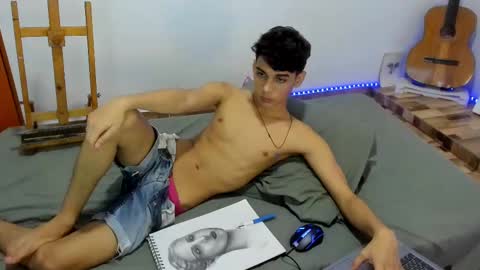 AliotTwink online show from November 7, 2:26 am