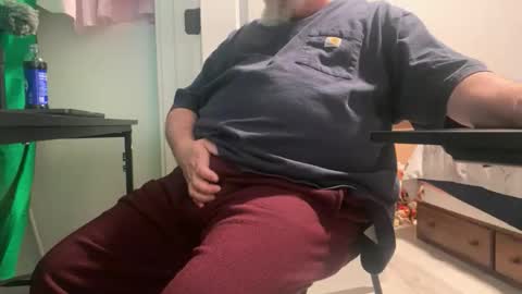 Allergictolove online show from November 23, 9:04 pm