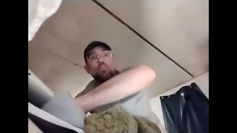 allitrunnin online show from November 23, 10:48 am