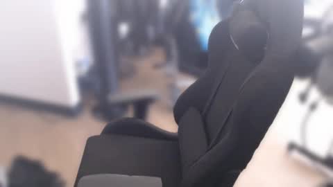 simplyfaded online show from February 23, 8:31 pm