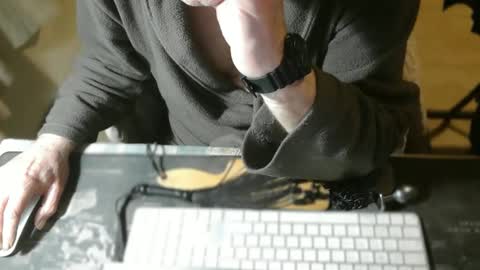 amslave4f online show from March 23, 10:59 pm