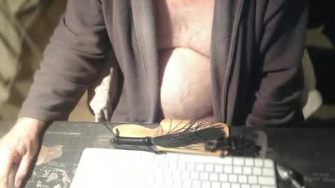 amslave4f online show from September 15, 7:26 pm