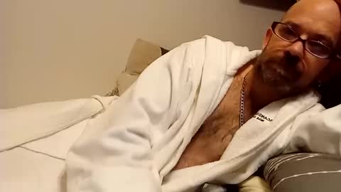 Snapshot of amunrethegod chatting on January 12, 2:41 pm amunrethegod online show from January 12, 2:41 pm