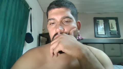 Snapshot of ander_sol chatting on October 4, 5:01 am ander_sol online show from October 4, 5:01 am