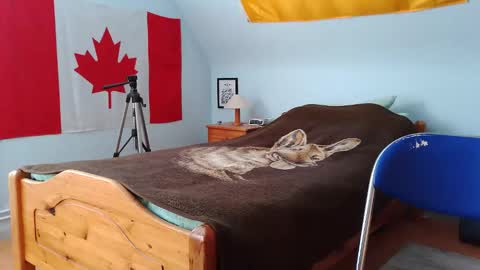 Snapshot of andre124231 chatting on September 29, 12:13 pm Andre online show from September 29, 12:13 pm