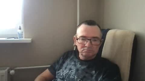 andreass60 online show from December 18, 9:47 am