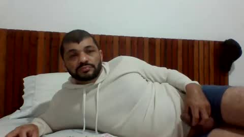 andreloko123 online show from October 9, 2:27 am