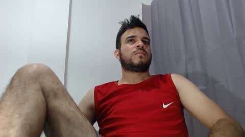 Snapshot of andres_blanco_ chatting on October 20, 6:39 am i am Andres online show from October 20, 6:39 am