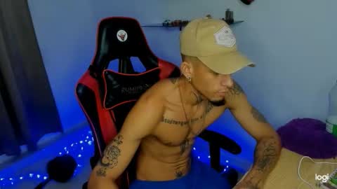 Andres white online show from February 2, 9:34 pm