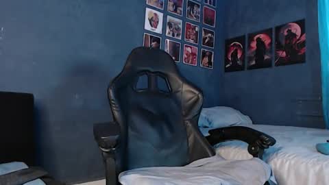 Andrew online show from March 24, 8:46 pm