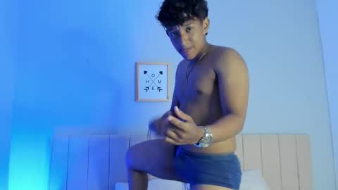 ANDREW KANE online show from March 27, 8:43 pm