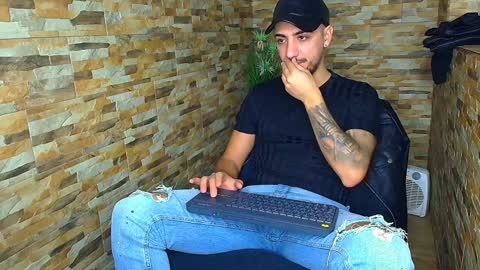 MasterRomania  online show from December 17, 4:45 am