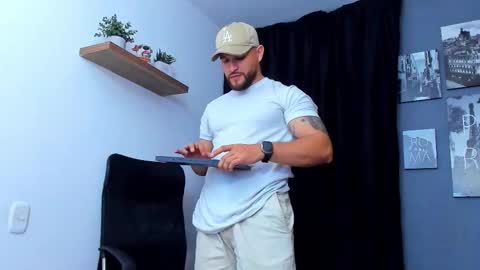 Andrew Diaz online show from November 16, 10:06 am