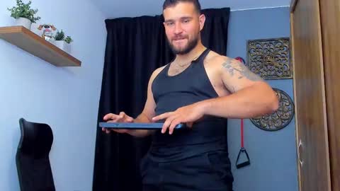 Andrew Diaz online show from March 13, 4:53 am