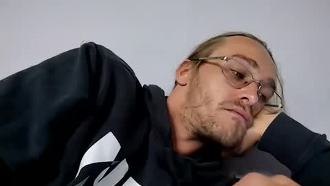 andrewwhitby online show from September 20, 12:49 pm