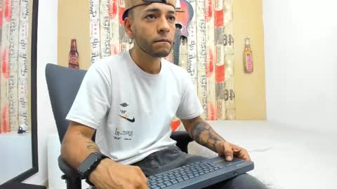   online show from February 25, 8:19 pm