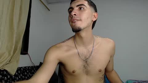 andriuhot066 online show from December 7, 4:31 am