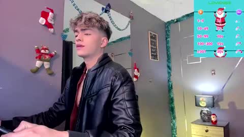 Snapshot of andrius_24 chatting on December 14, 11:50 am online show from December 14, 11:50 am