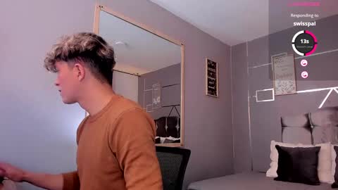 Snapshot of andrius_24 chatting on January 30, 1:10 pm online show from January 30, 1:10 pm