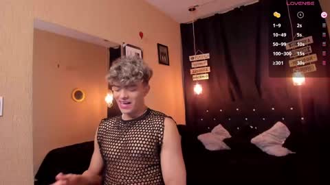Snapshot of andrius_24 chatting on February 21, 1:33 pm online show from February 21, 1:33 pm