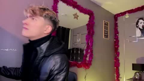 Snapshot of andrius_24 chatting on December 2, 11:32 am online show from December 2, 11:32 am