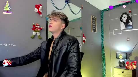 Snapshot of andrius_24 chatting on December 24, 11:49 am online show from December 24, 11:49 am
