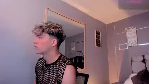 Snapshot of andrius_24 chatting on January 23, 12:52 pm online show from January 23, 12:52 pm