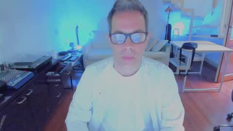 Andrew online show from November 1, 11:36 am