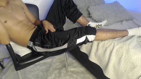 Andy online show from December 5, 9:50 pm