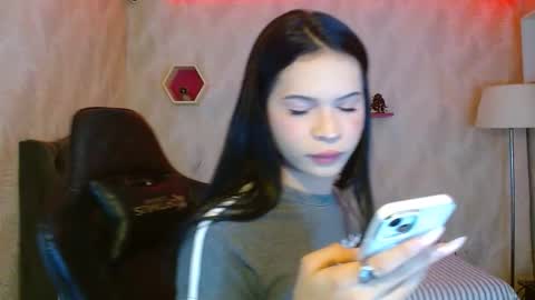 Snapshot of andy_bell_x chatting on October 24, 6:59 am ANDY online show from October 24, 6:59 am