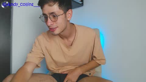 andy_collins__ online show from October 11, 2:59 am