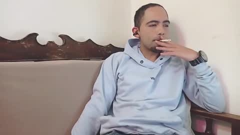 Snapshot of andy_magic_ chatting on October 22, 9:51 pm andy_magic_ online show from October 22, 9:51 pm