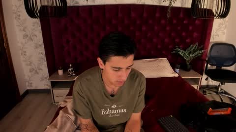 Andy Joy  online show from October 20, 11:14 am