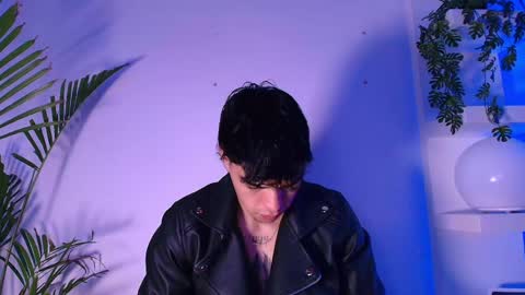 andypalmerr online show from April 19, 6:13 am