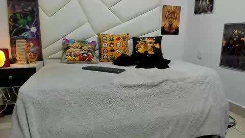 andyy_fit_ online show from October 21, 2:58 am