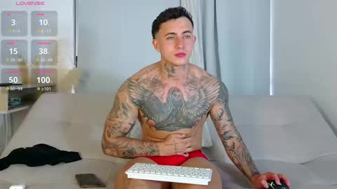 angel_boy01 online show from April 18, 10:42 pm