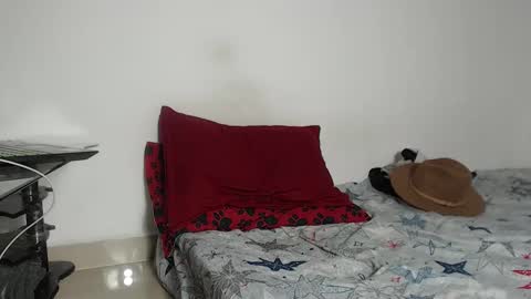 Snapshot of angel_damons_ chatting on October 15, 7:32 pm Angel Damons online show from October 15, 7:32 pm