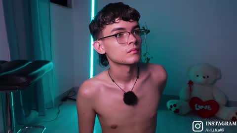 Angelo I work from home this is my room  online show from February 8, 3:12 am