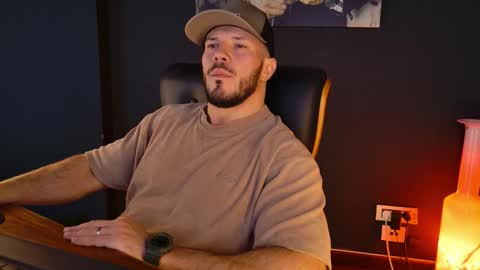 BlackWolf online show from December 4, 1:07 pm