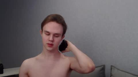 Angel online show from March 8, 9:02 am