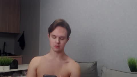 Angel online show from March 9, 6:02 pm