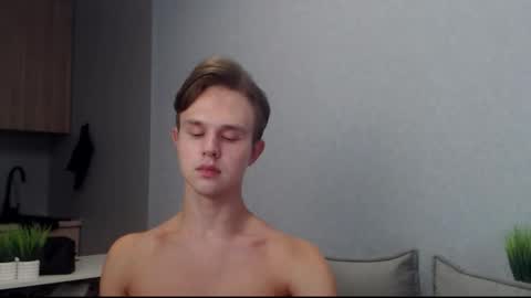 Angel online show from September 27, 10:35 am