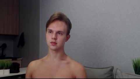 Angel online show from October 9, 9:03 am