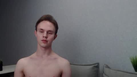 Angel online show from January 5, 7:39 pm